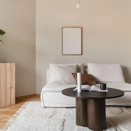 דירה Central City Apartment *